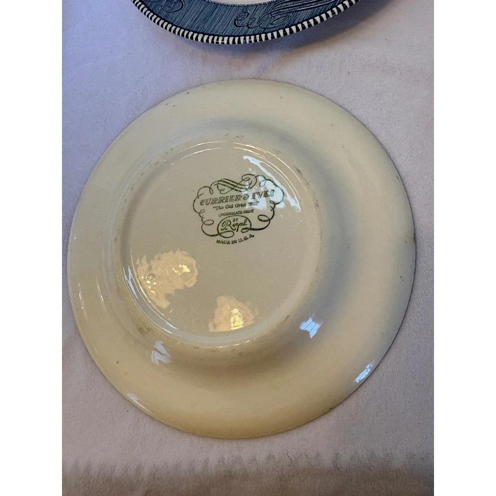 Royal China courier and eyes